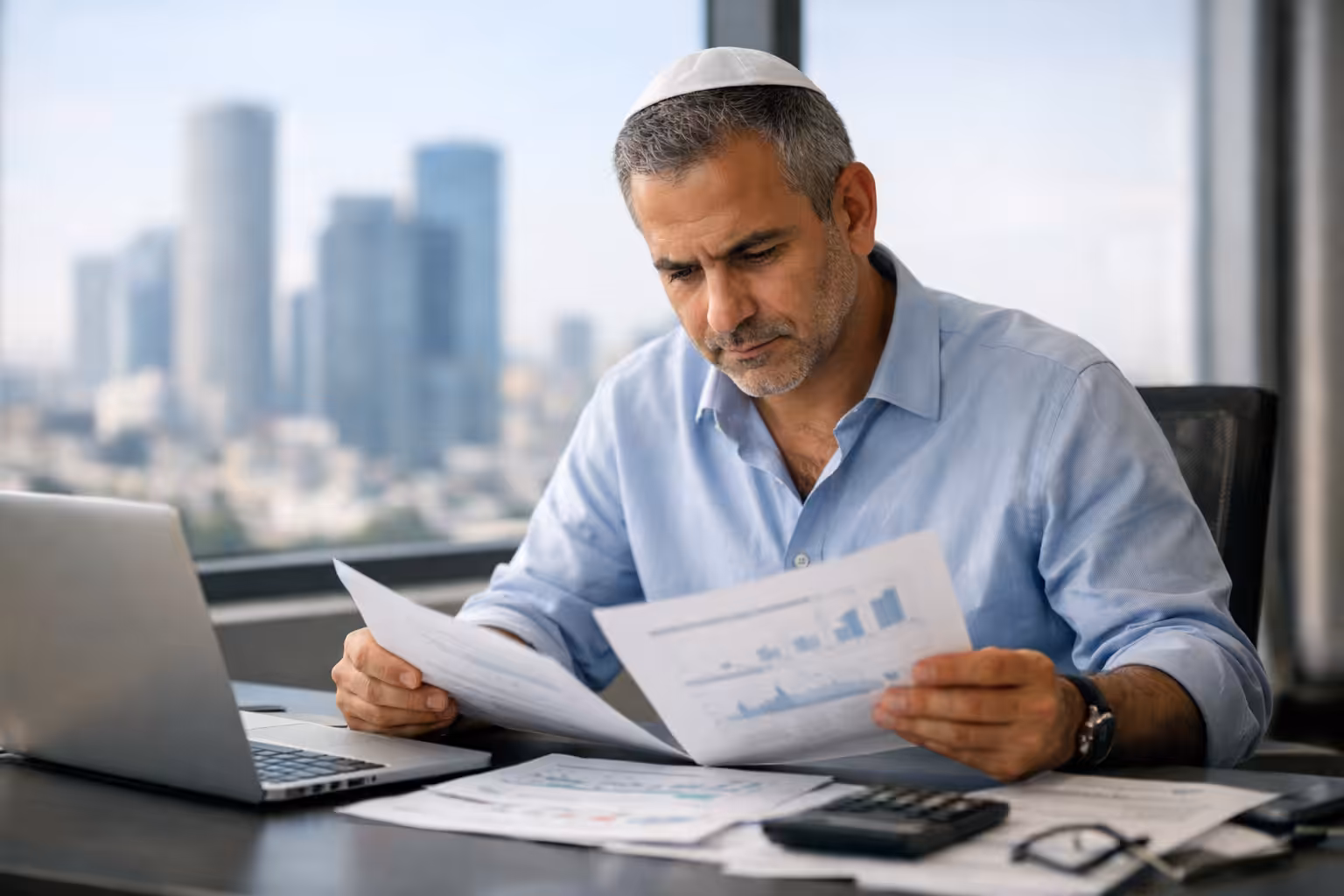 הזינוק בהלוואות מקרנות ההשתלמות לא מספר רק על ריבית, אלא על שינוי בהרגלי המימון featured
