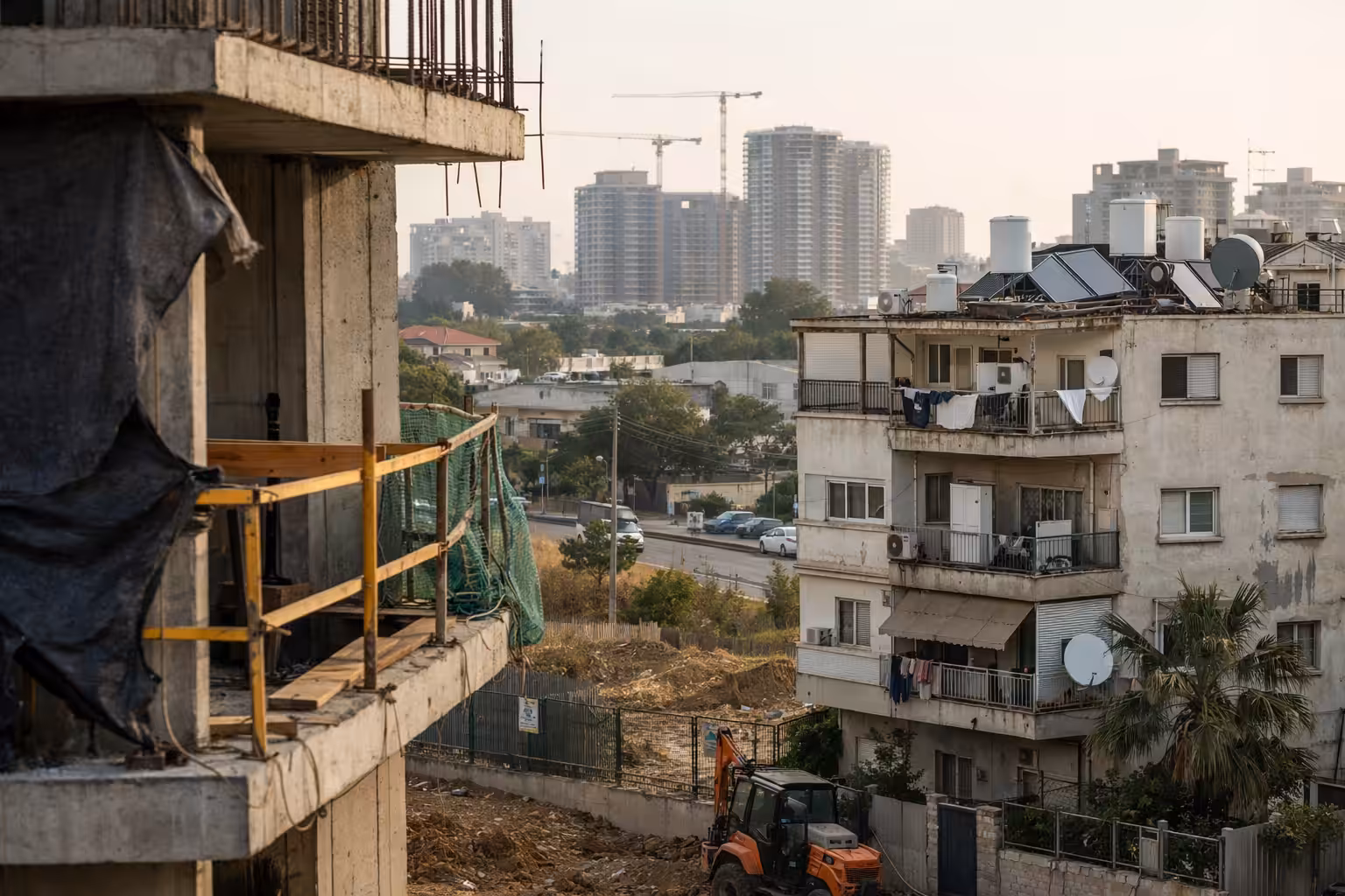 המחיר הוא רק הכותרת: שלושה סיפורים שמסבירים מה באמת מזיז את שוק הנדל"ן