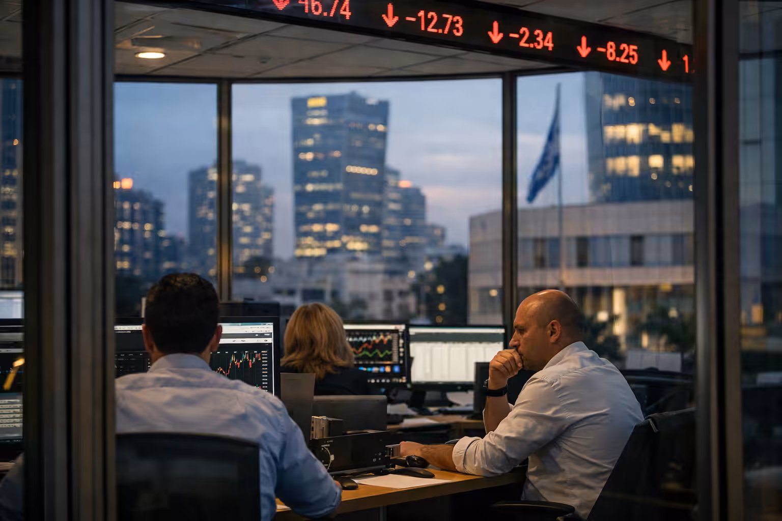 למה מניות הפיננסים בתל אביב ירדו דווקא ביום של עליות חדות בניו יורק